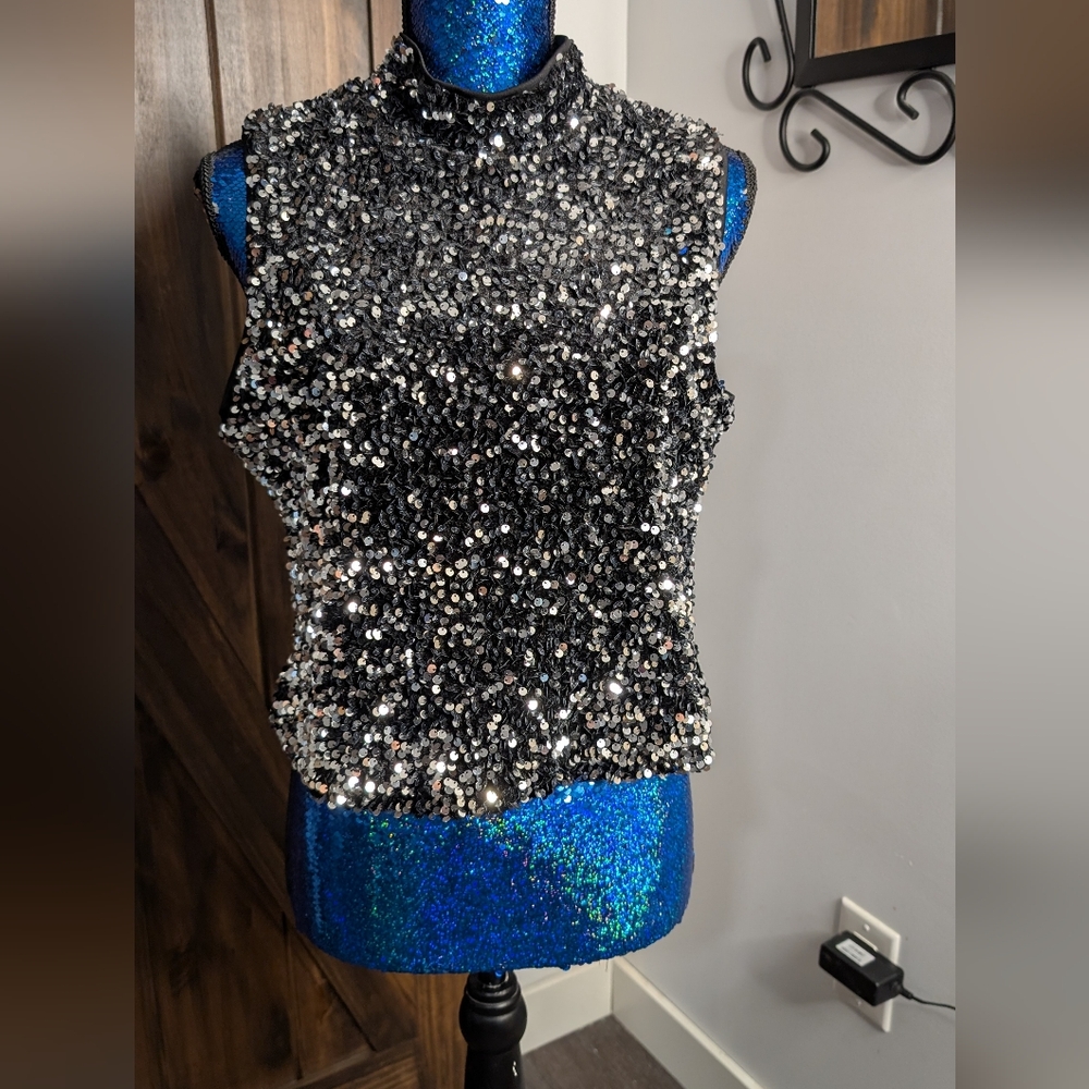 Autres Filles Sequin Sleeveless Top - Black and Silver